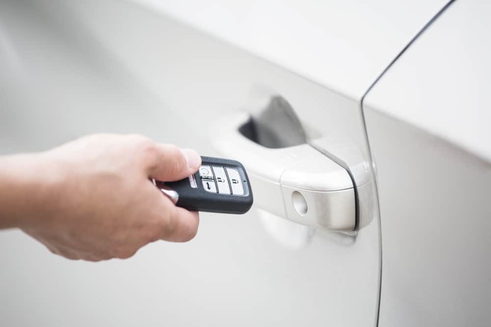 Kako ugasiti alarm na autu Kako ugasiti alarm na autu